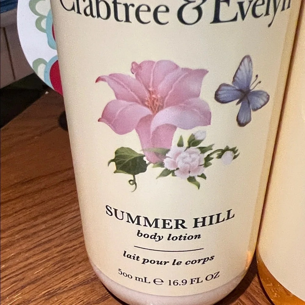 Crabtree & Evelyn Summer Hill Body Lotion and Shower Gel Set